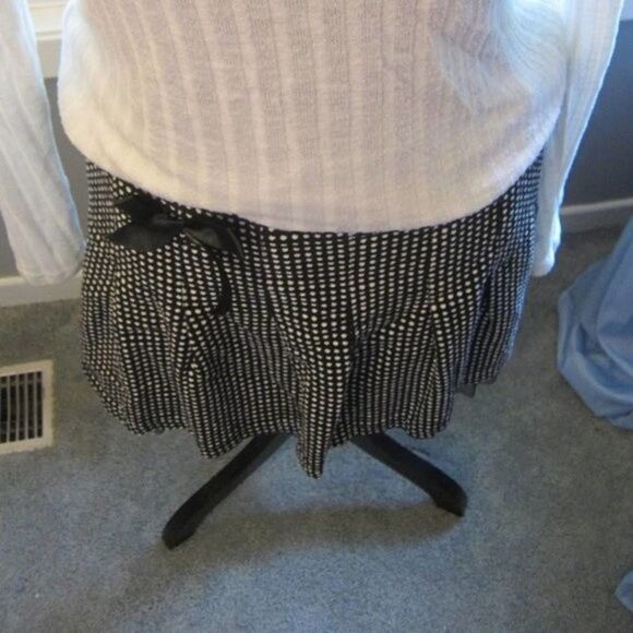 📦 Wrapper cute black, white polka dot skirt, ruffle, side black - Picture 9 of 13
